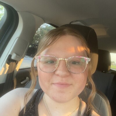 2026 Willis and Vada Hoskinson Scholarship, Caroline Drake