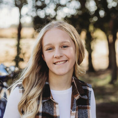 2026 Bruce and Geneva Krehbiel Scholarship, Maylin Sanders